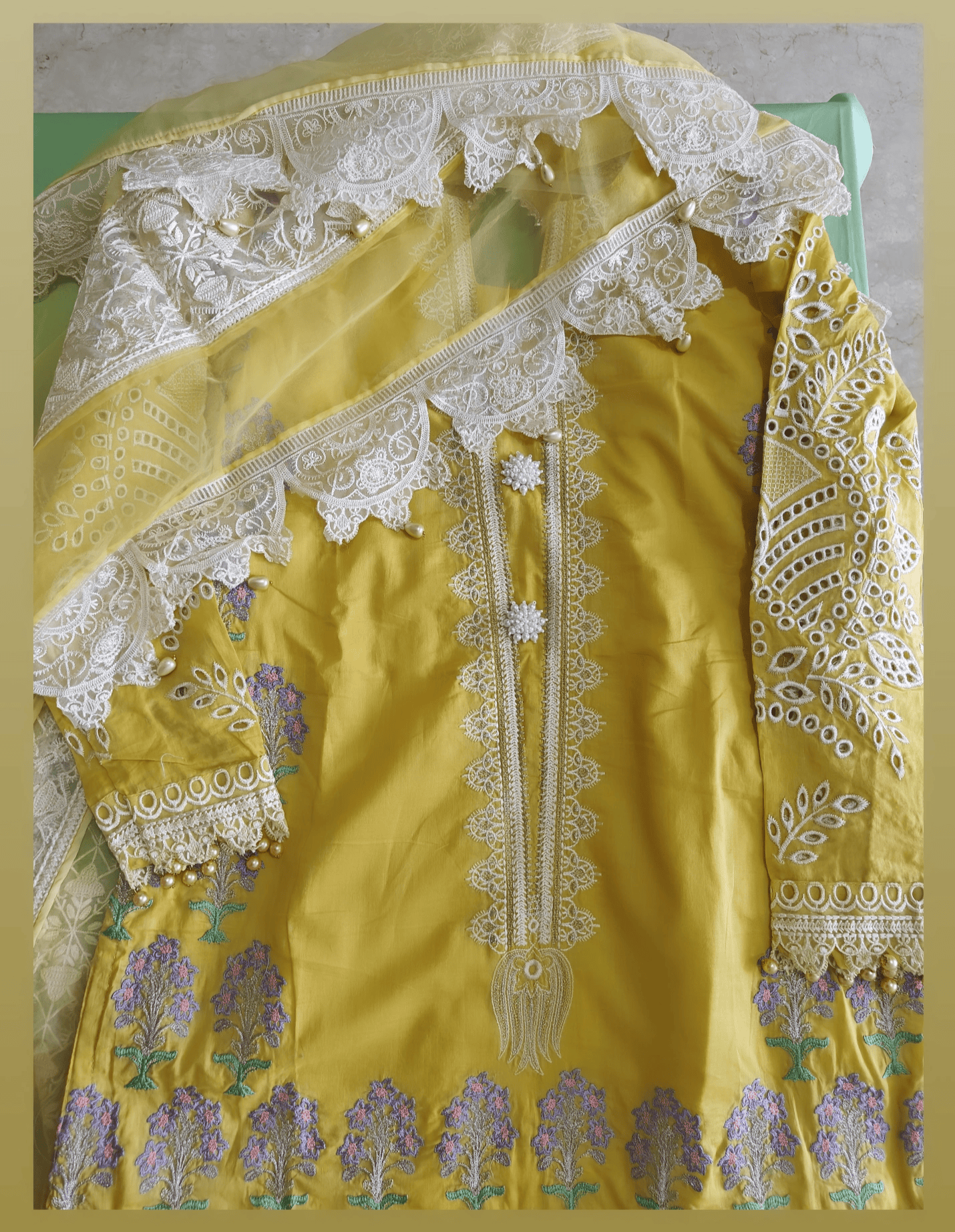Stitched Charizma Signature/Medium/Awwal Pret Stitched Branded Suits