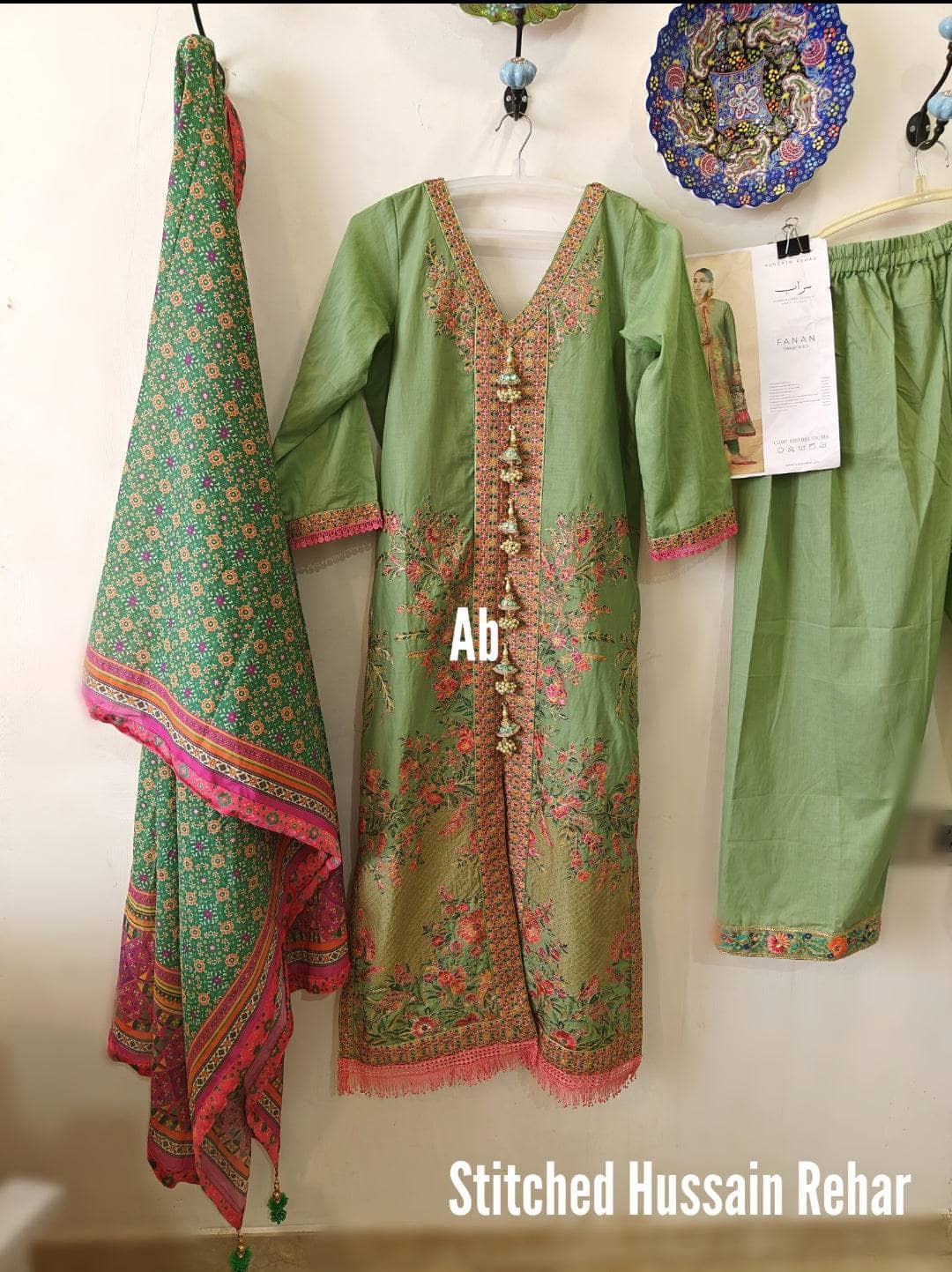 img_ready_to_wear_hussain_rehar_sarab_awwal_boutique