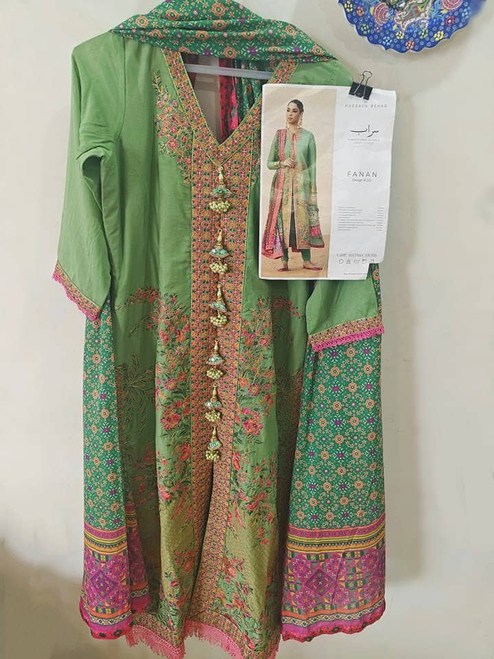 img_ready_to_wear_hussain_rehar_sarab_awwal_boutique