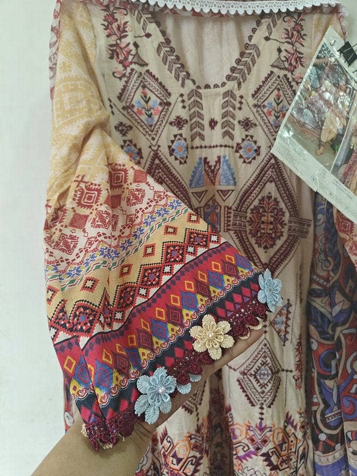 img_stitched_pakistani_suits_awwal_boutique