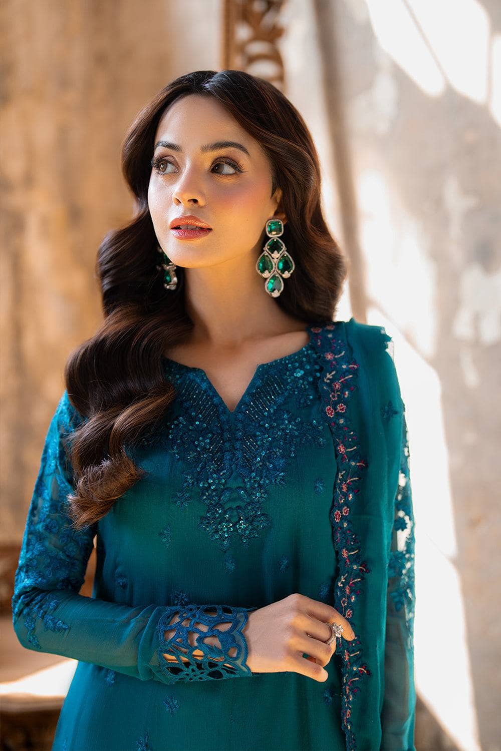 img_azure_ensemble_festive_collection