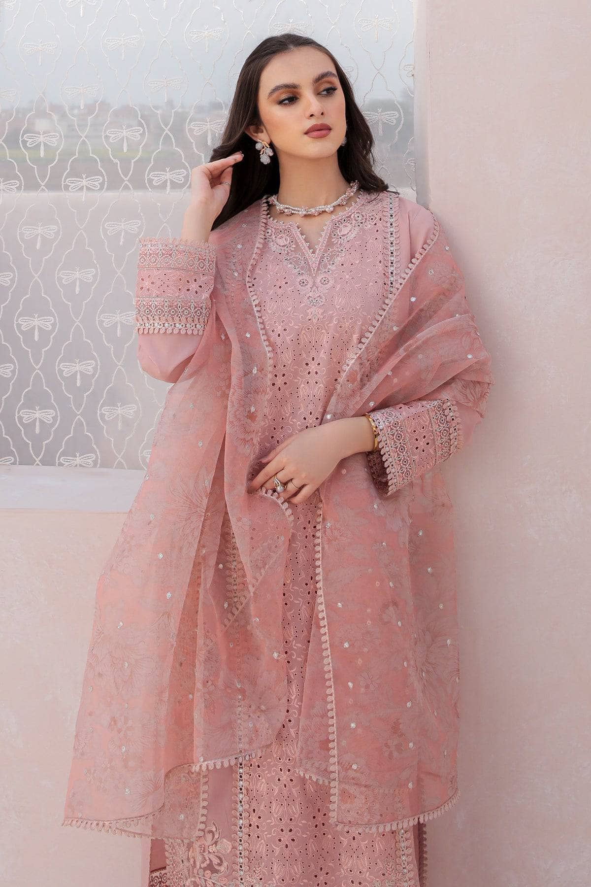 img_baroque_lawn_23_awwal_boutique