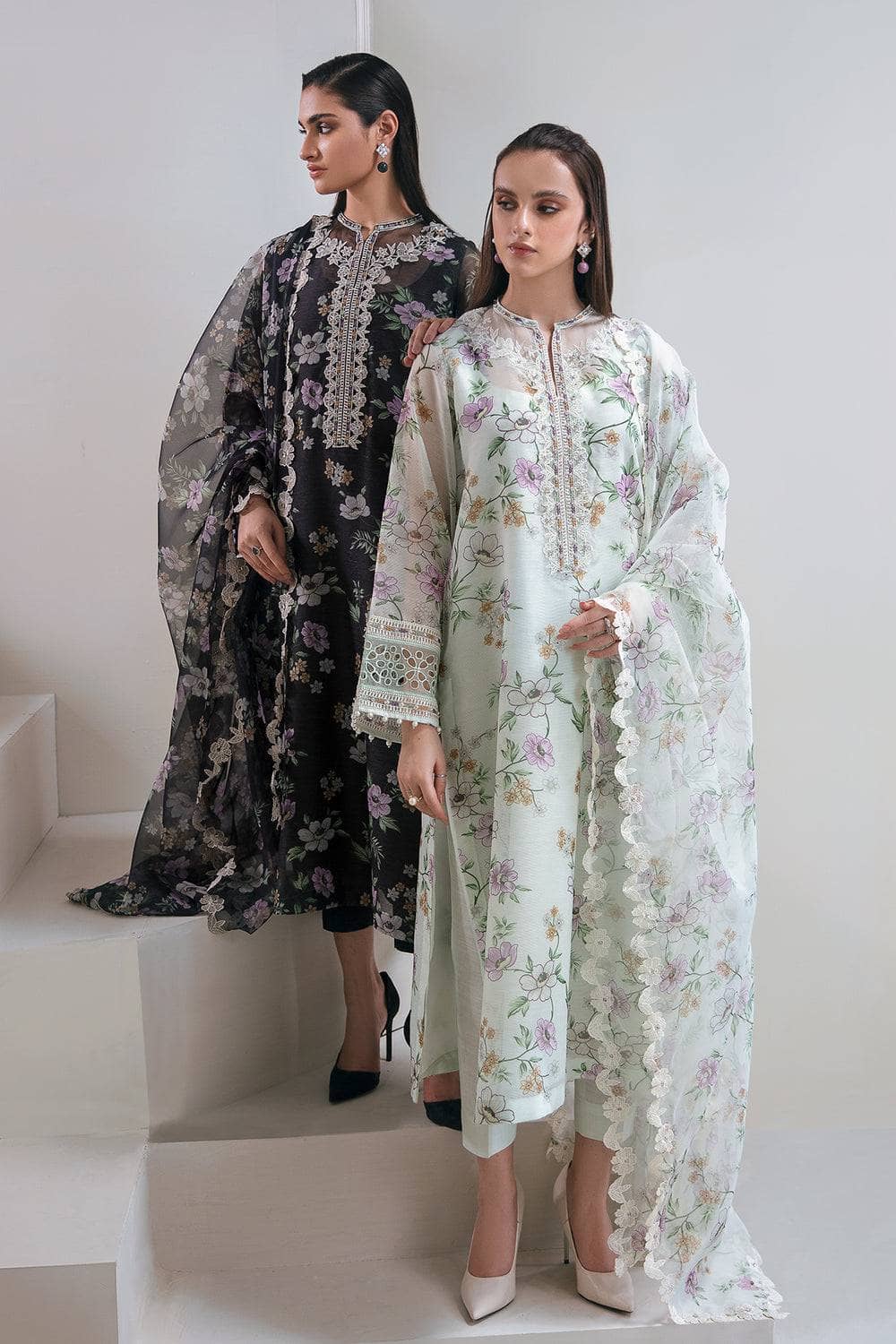 img_baroque_lawn_23_awwal_boutique