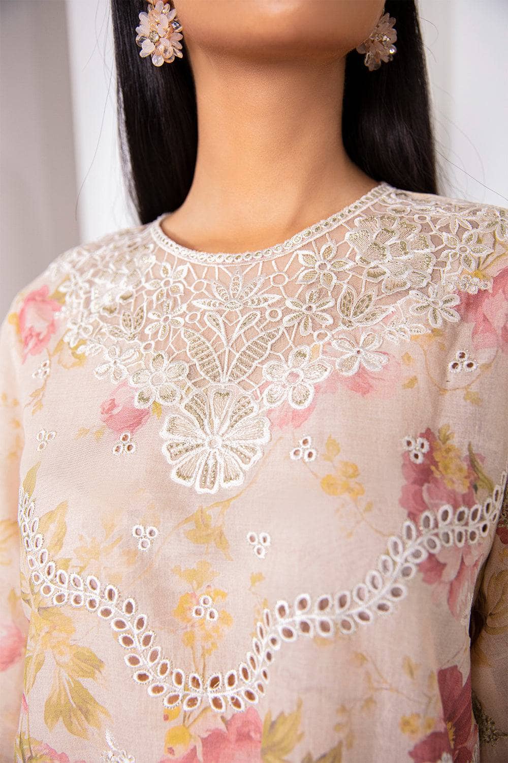 img_baroque_lawn_23_awwal_boutique