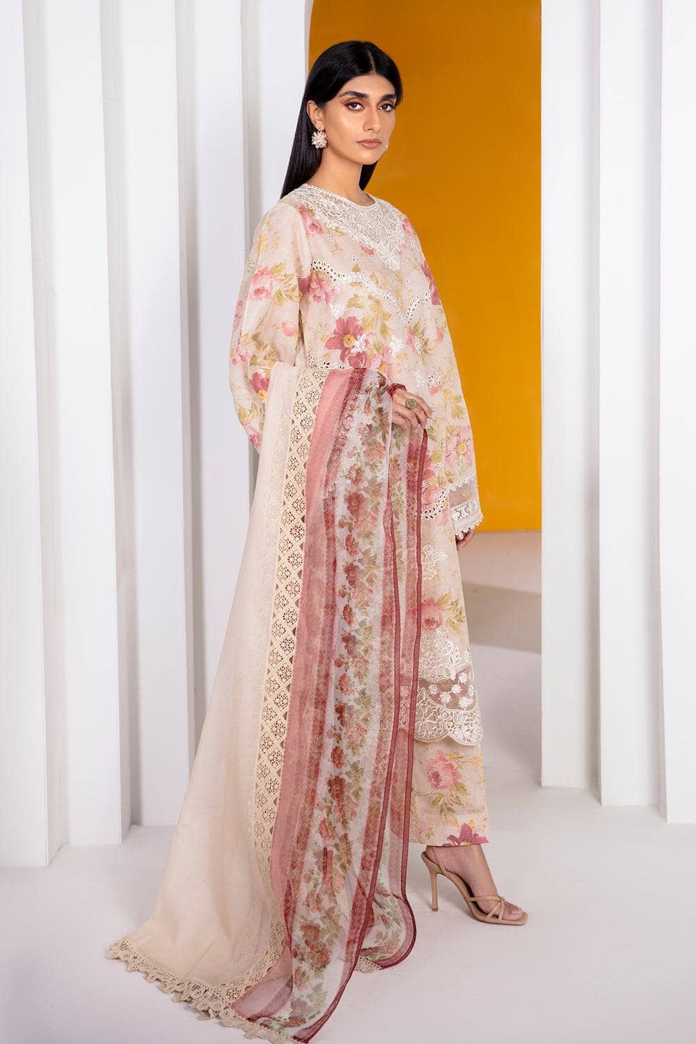 img_baroque_lawn_23_awwal_boutique