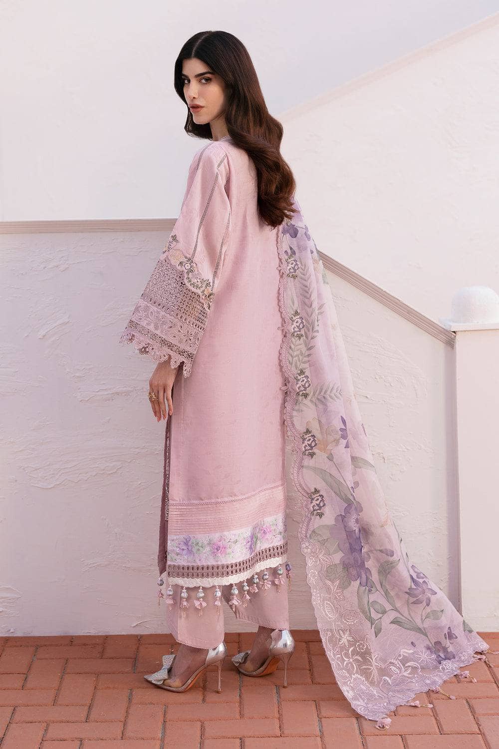 img_baroque_lawn_25_awwal_boutique