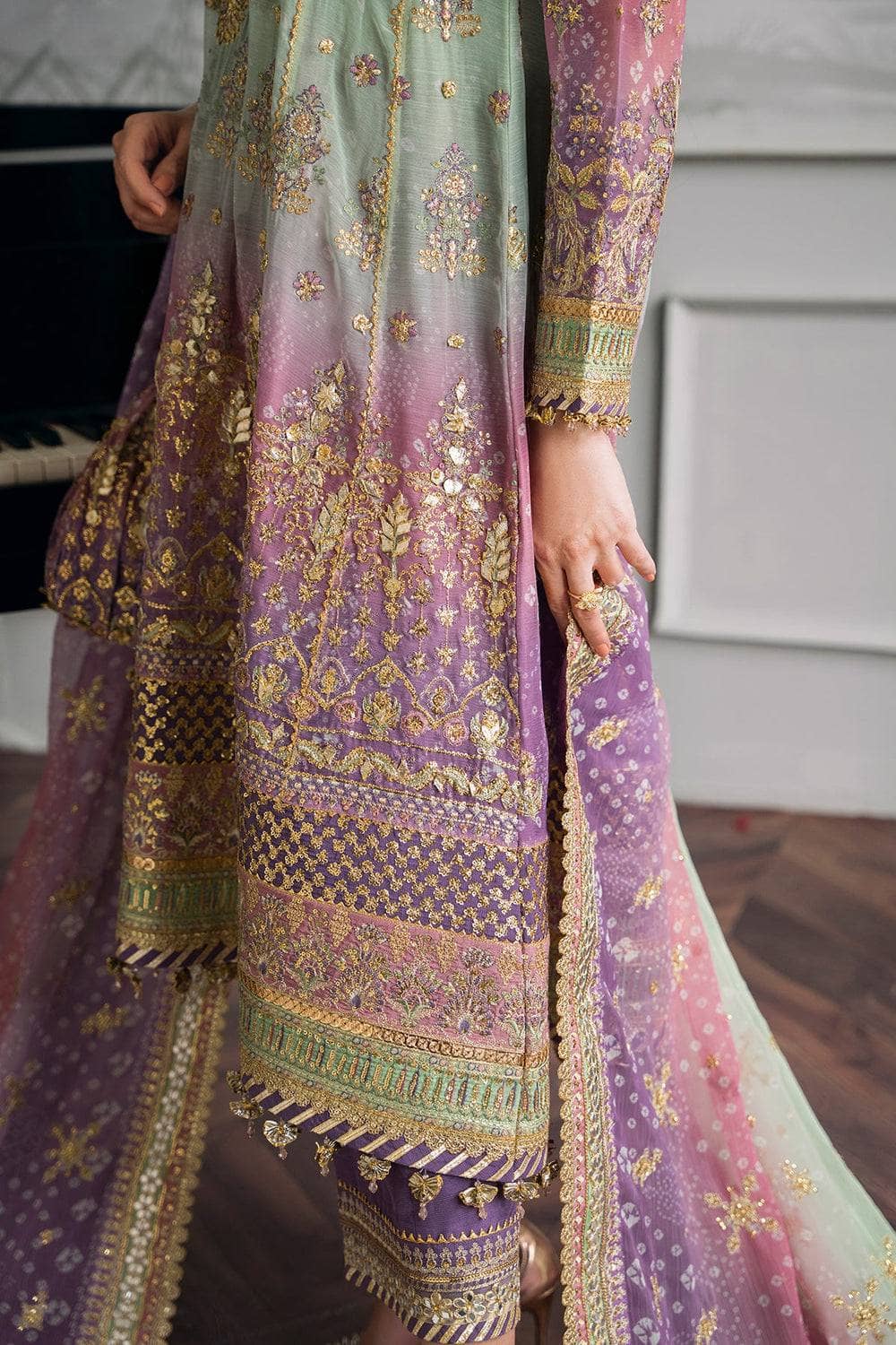 img_baroque_chantelle_awwal_boutique