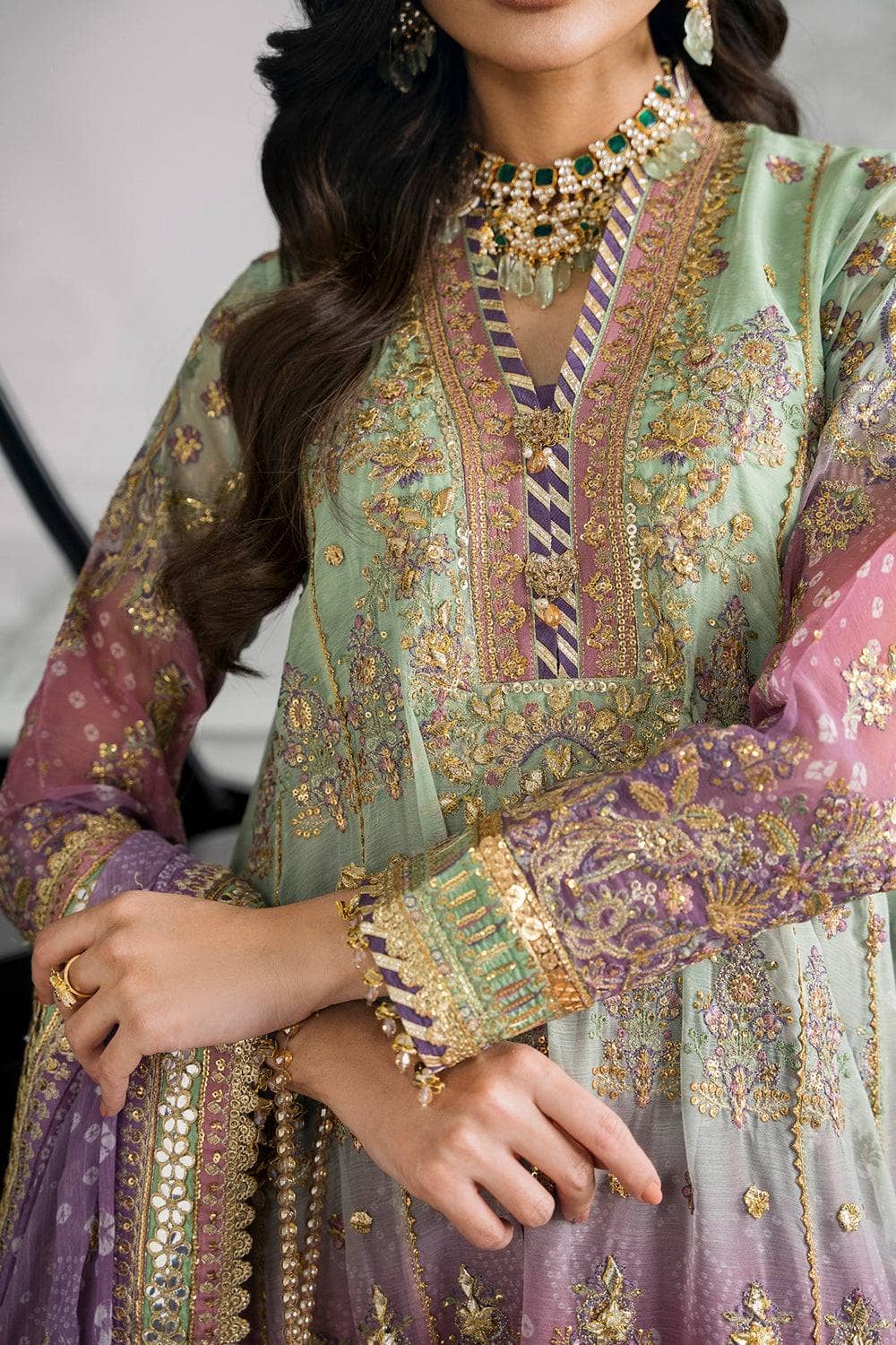 img_baroque_chantelle_awwal_boutique
