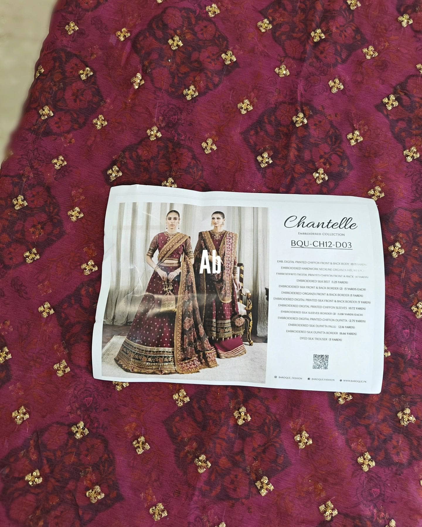 img_open_pic_baroque_chantelle_awwal_boutique