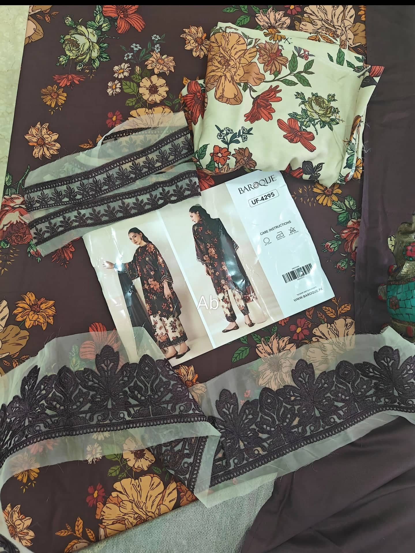 img_baroque_winter_awwal_boutique