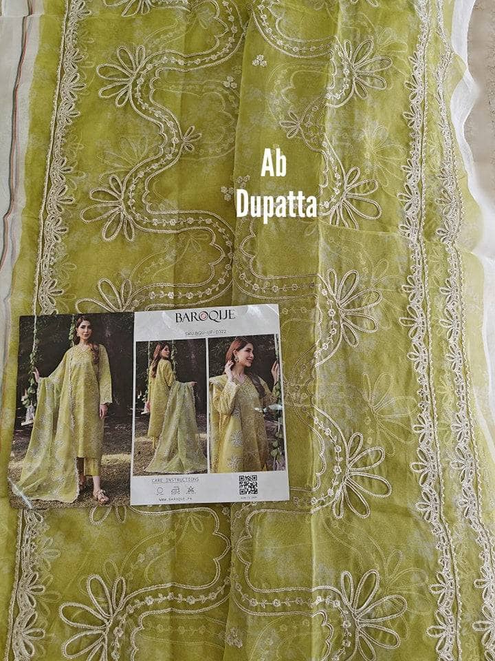 img_baroque_exclusives_lawn_awwal_boutique