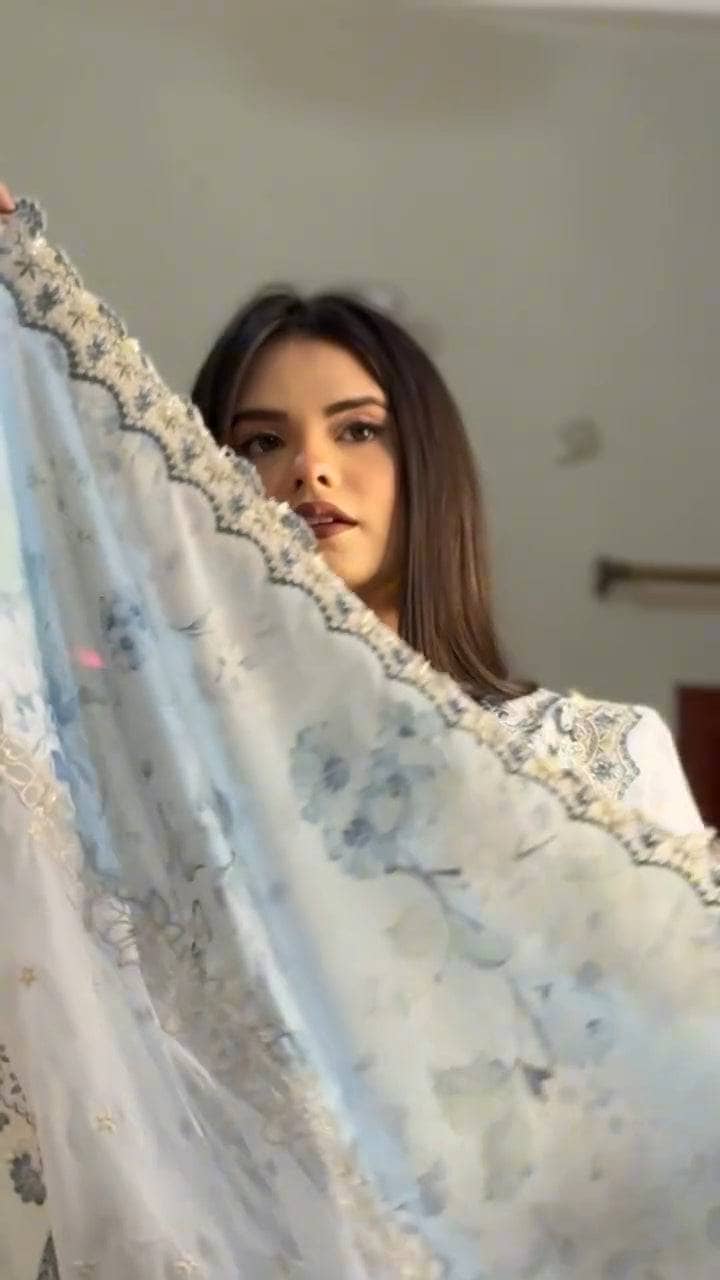 ing_baroque_lawn_awwal_boutique