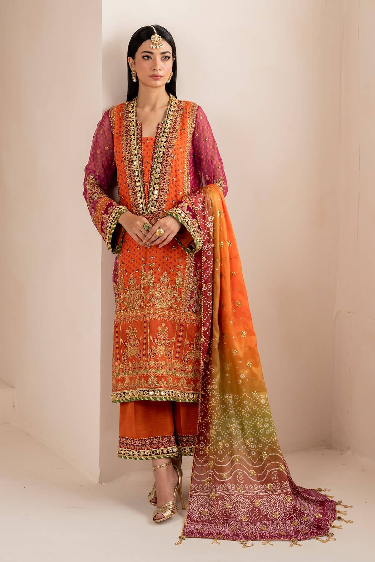 img_baroque_wedding_awwal_boutique