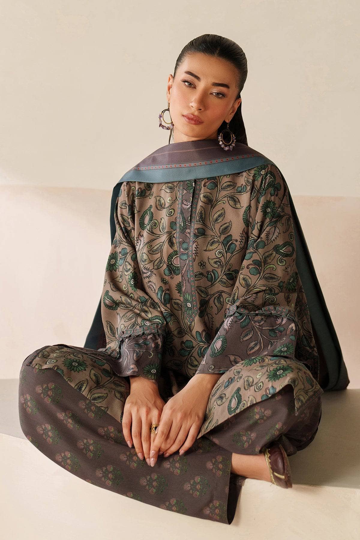 Baroque Exclusive Winter Fall Collection/DIGITAL PRINTED VISCOSE UF-4284