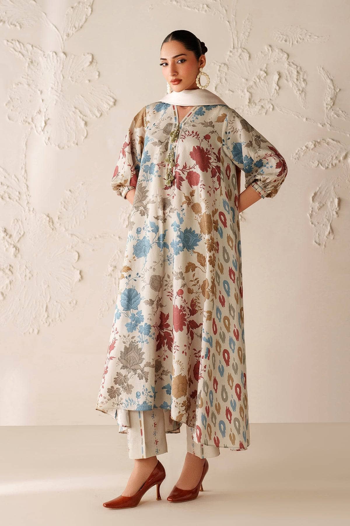 img_baroque_winter_collection_awwal_boutique