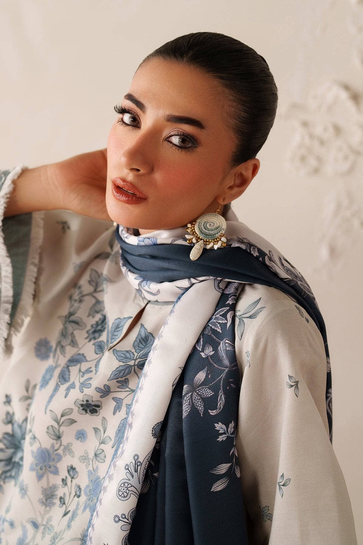 Baroque Exclusive Winter Fall Collection/DIGITAL PRINTED VISCOSE UF-4301