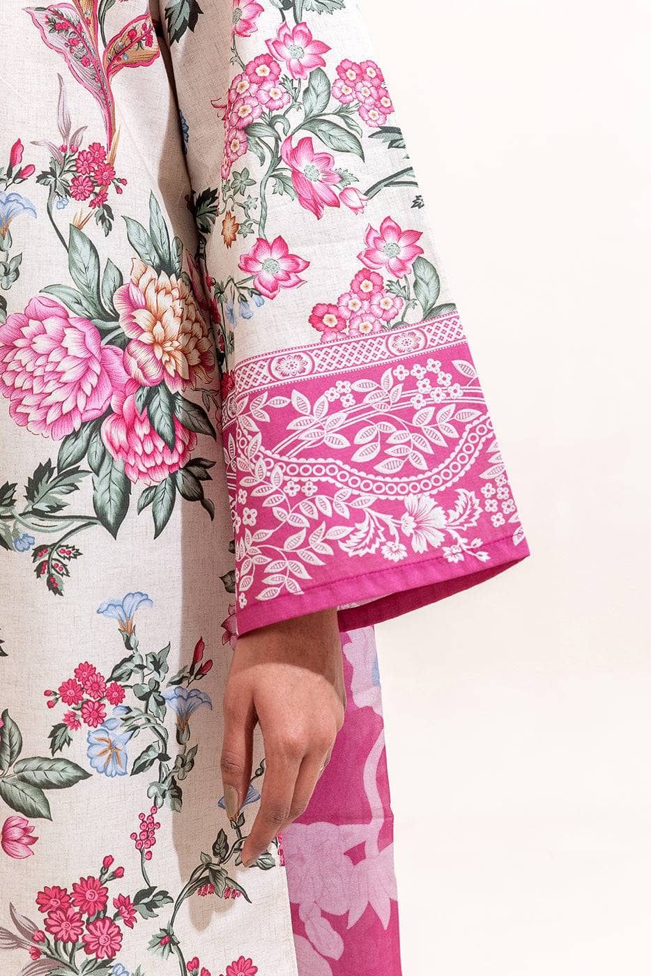 img_beechtree_lawn_awwal_boutique