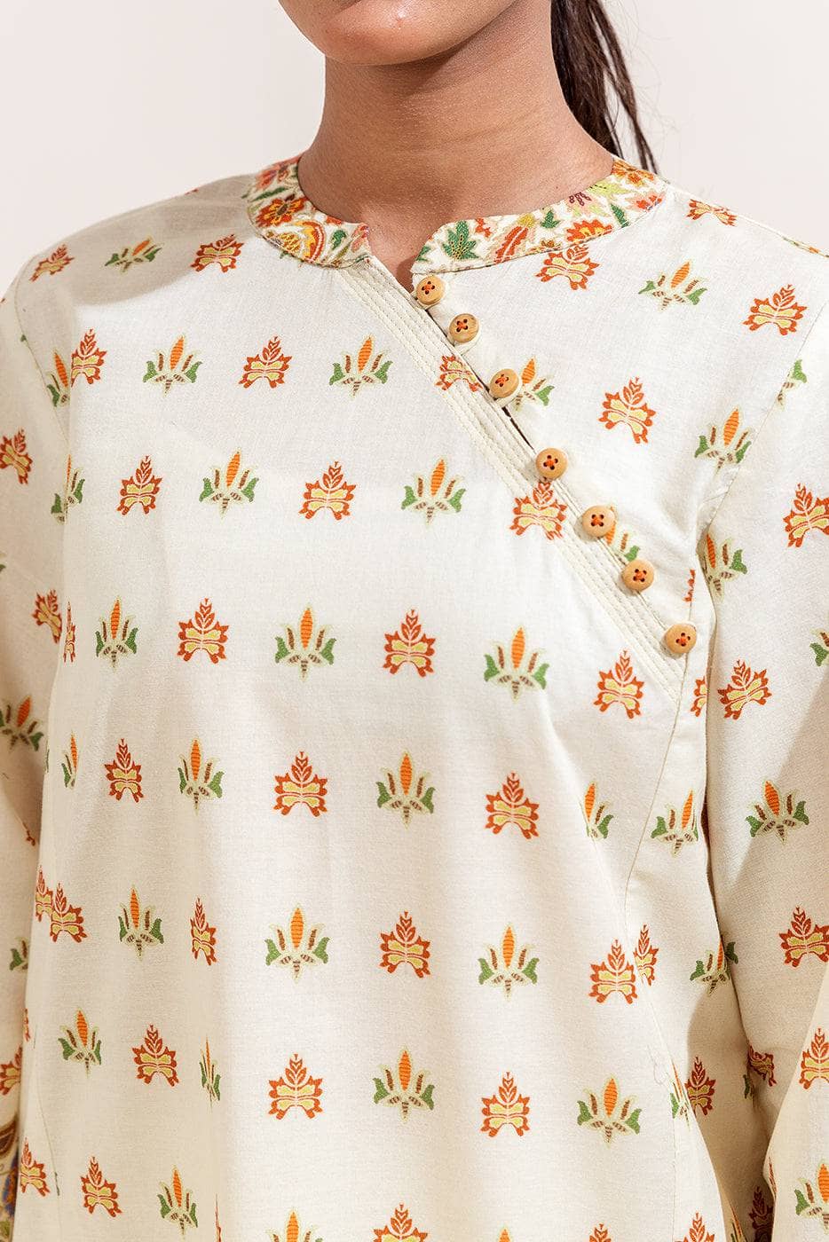 img_beechtree_lawn_awwal_boutique