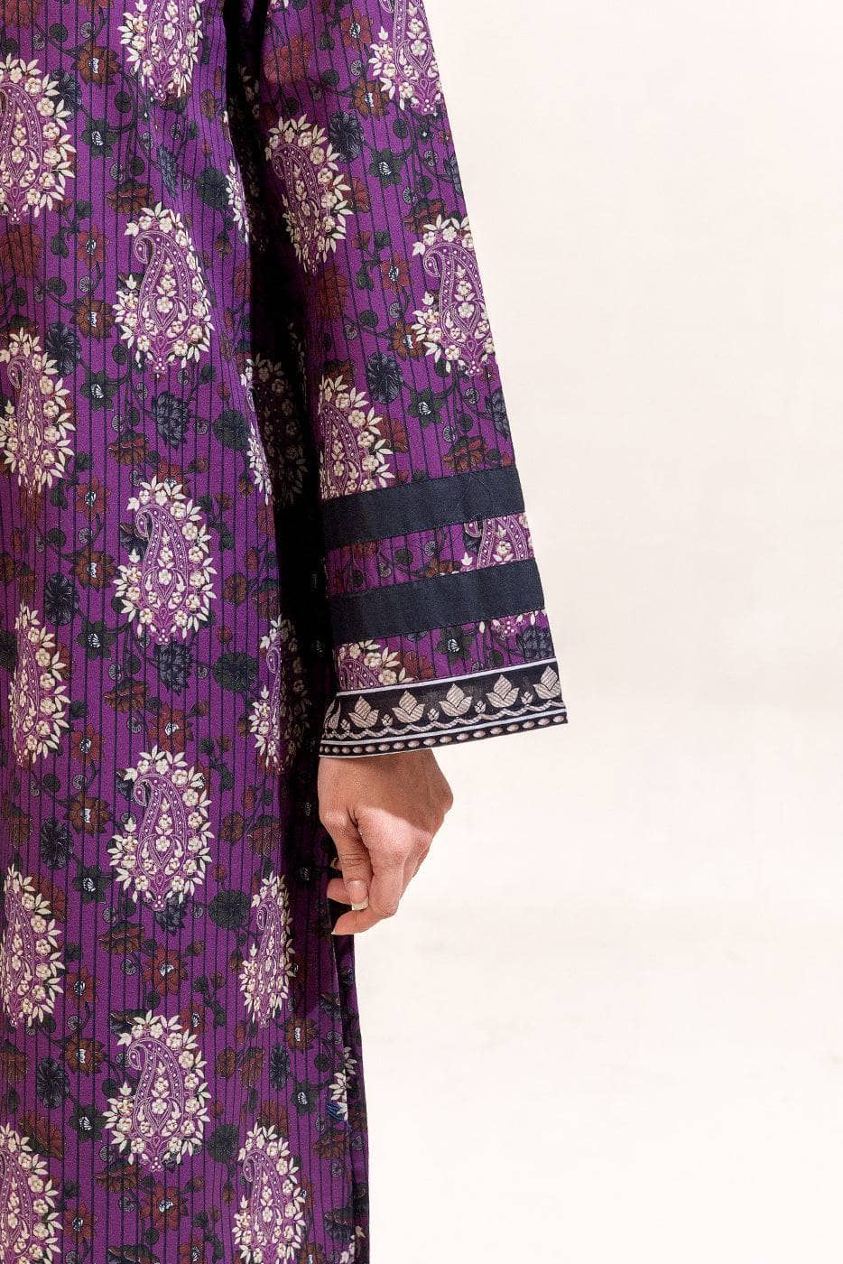 img_beechtree_lawn_awwal_boutique