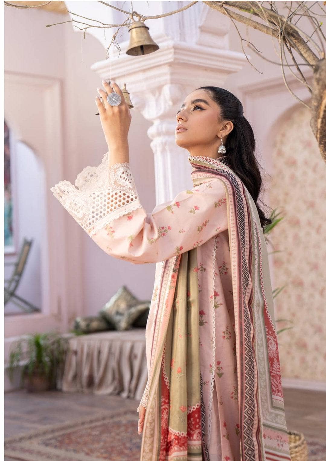 img_bin_ilyas_lawn_24_awwal_boutique
