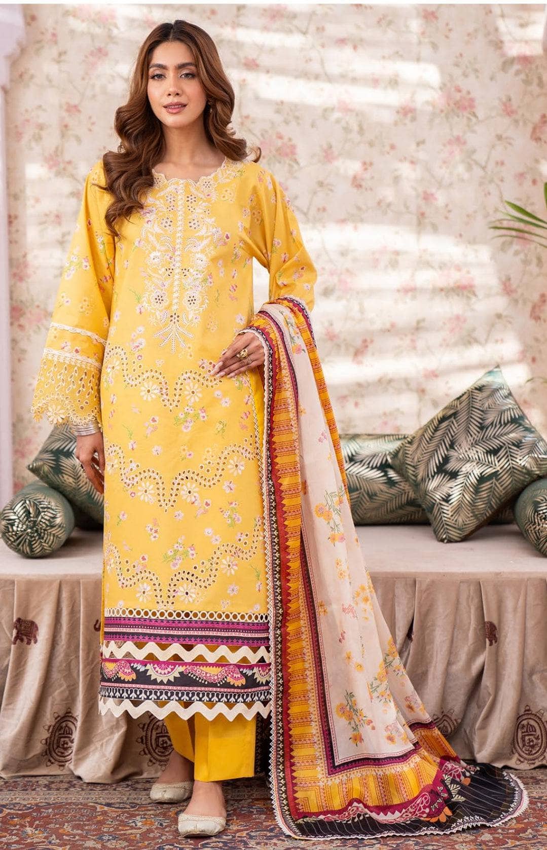 img_bin_ilyas_lawn_24_awwal_boutique