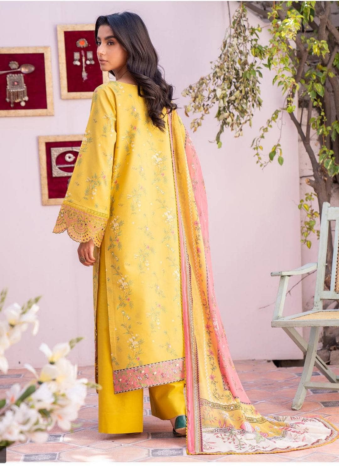 img_bin_ilyas_lawn_24_awwal_boutique
