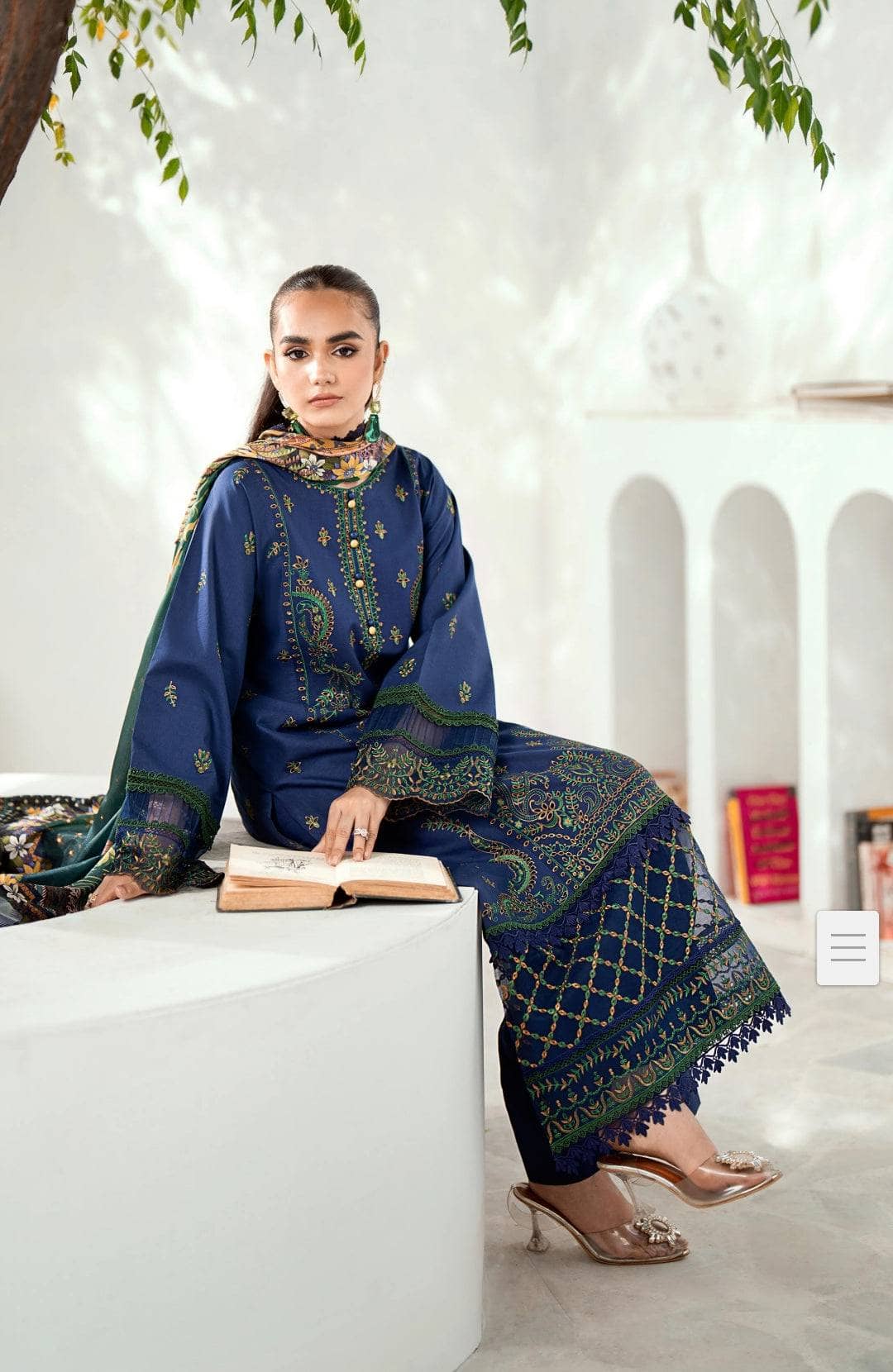img_bin_ilyas_lawn_awwal_boutique