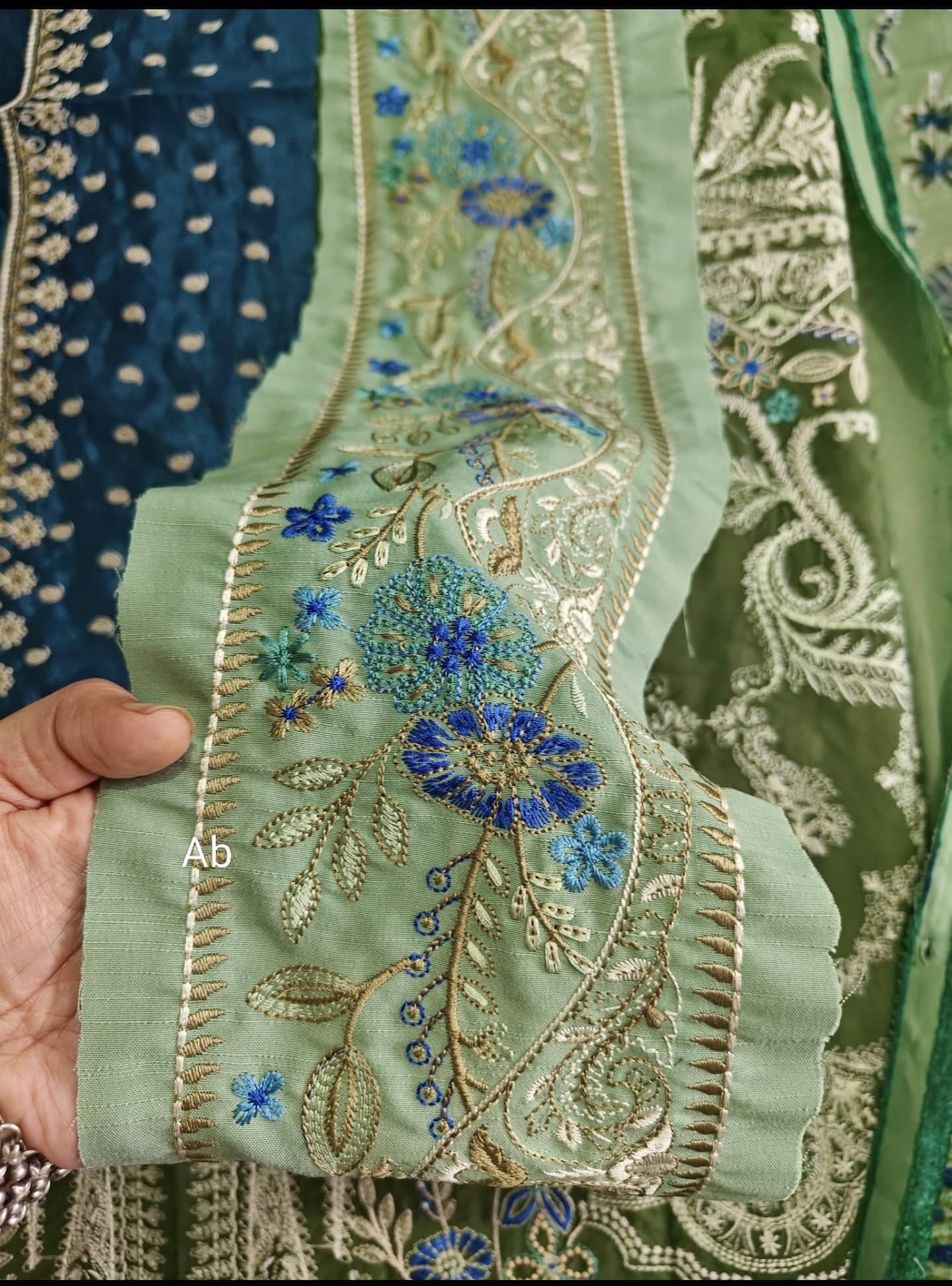 Bin Ilyas Saqqara open pics Open Pic/Bin ilyas Saqqara/Velvet Palachi Shawl Collection