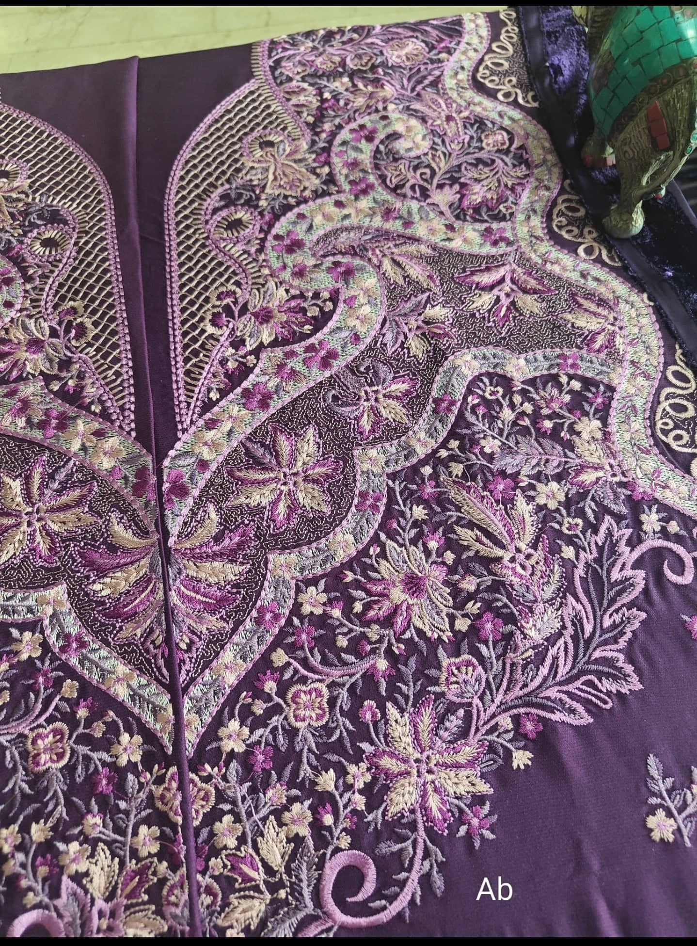 Bin Ilyas Saqqara open pics Open Pic/Bin ilyas Saqqara/Velvet Palachi Shawl Collection