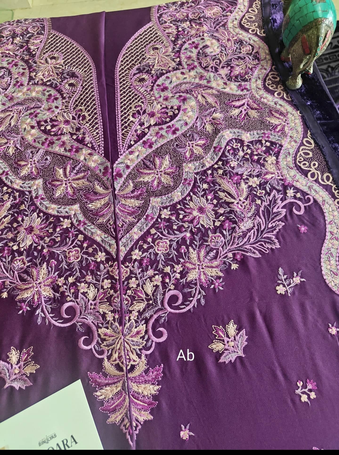 Open Pic/Bin ilyas Saqqara/Velvet Palachi Shawl Collection