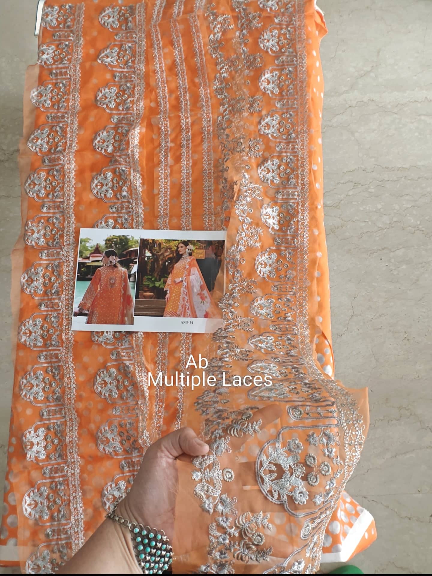 img_charizma_aniiq_lawn_awwal_boutique