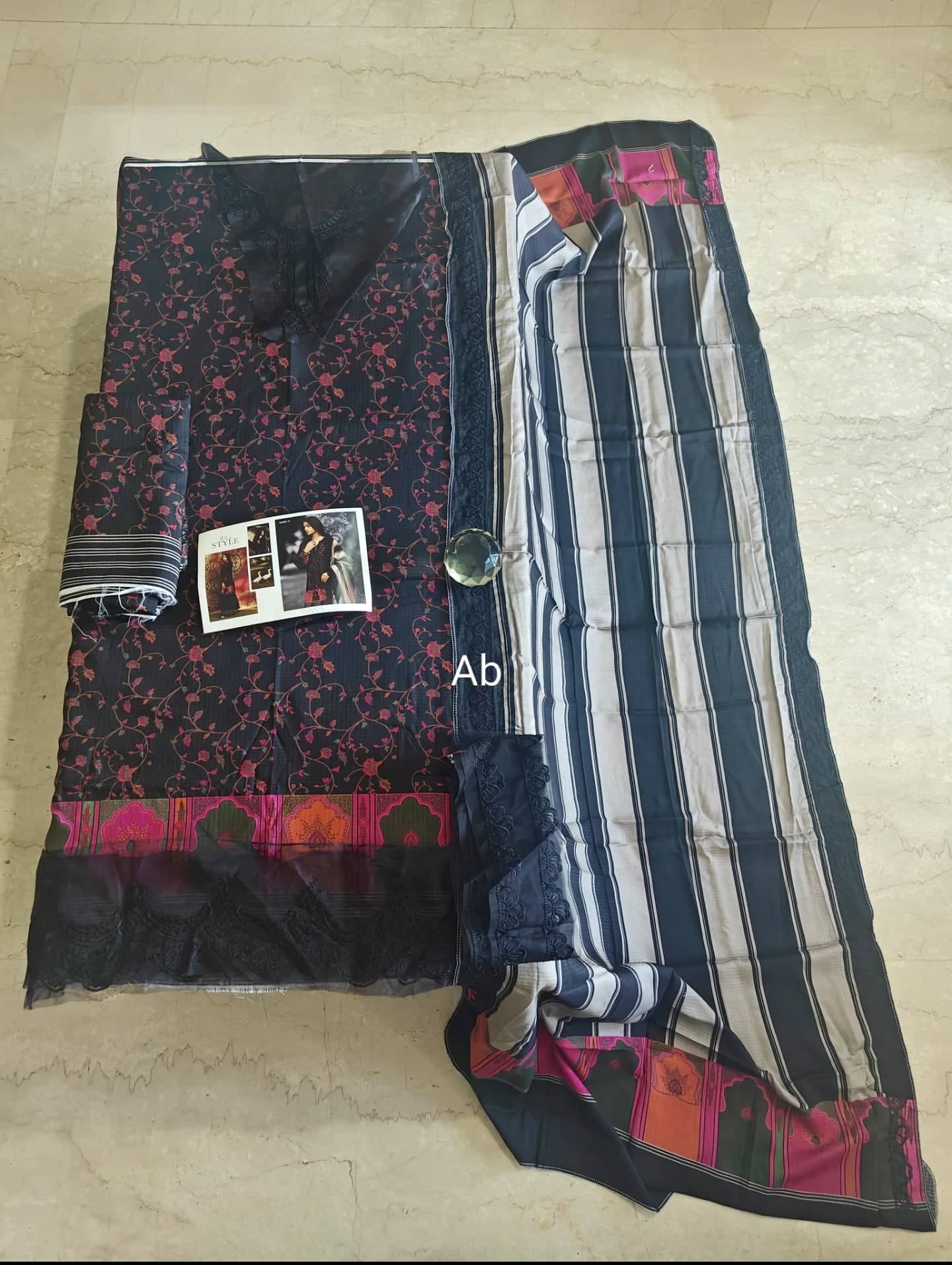 Charizma Aniiq open pics Open Pic/Charizma Aniiq Vol 2/Embroideried Linen Shawls/ANW6-17