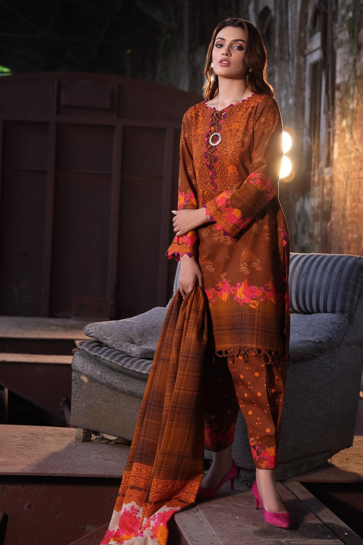img_charizma_fall_khaddar_awwal_boutique