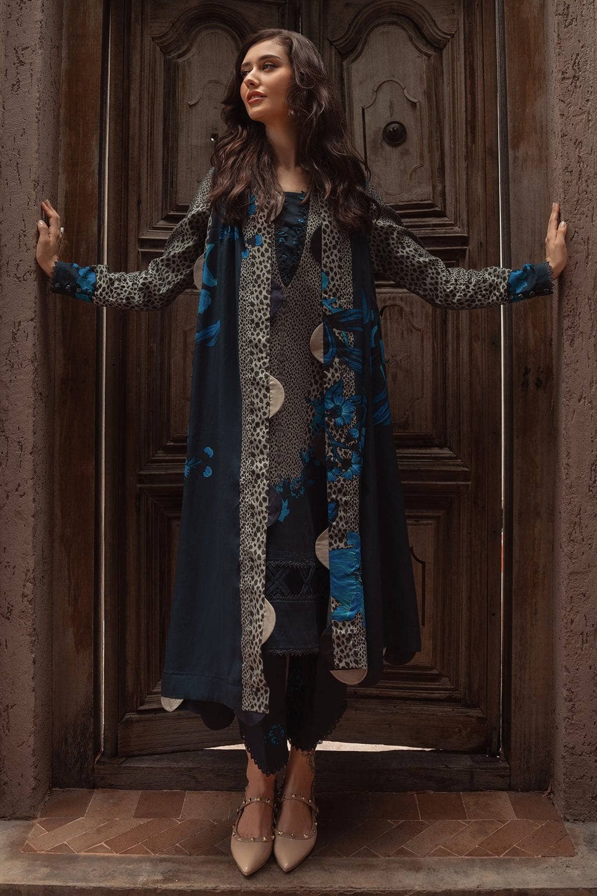 img_charizma_c_prints_awwal_boutique