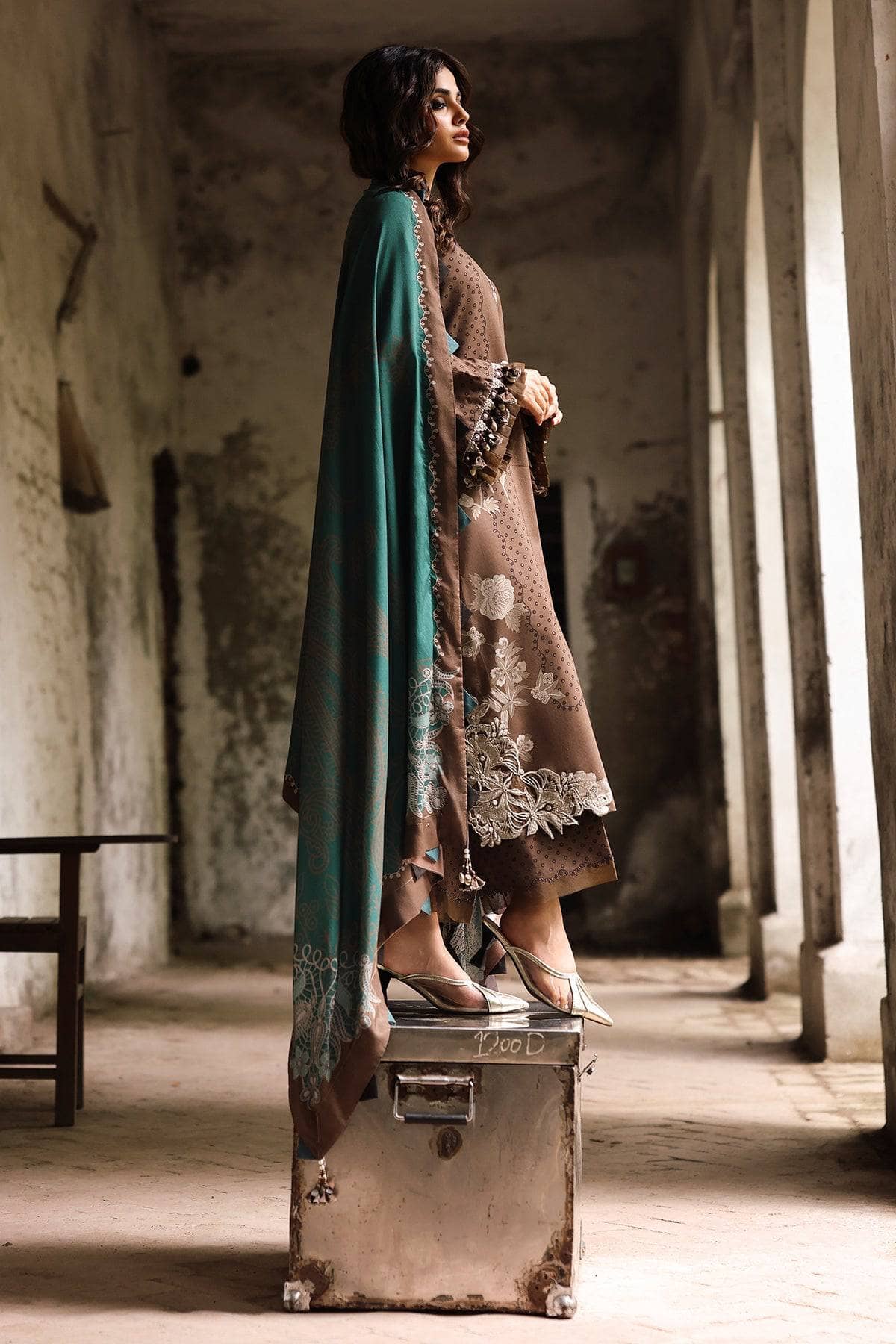 Restocked/Charizma Combination Linen Vol 2/Linen Staple Shawls