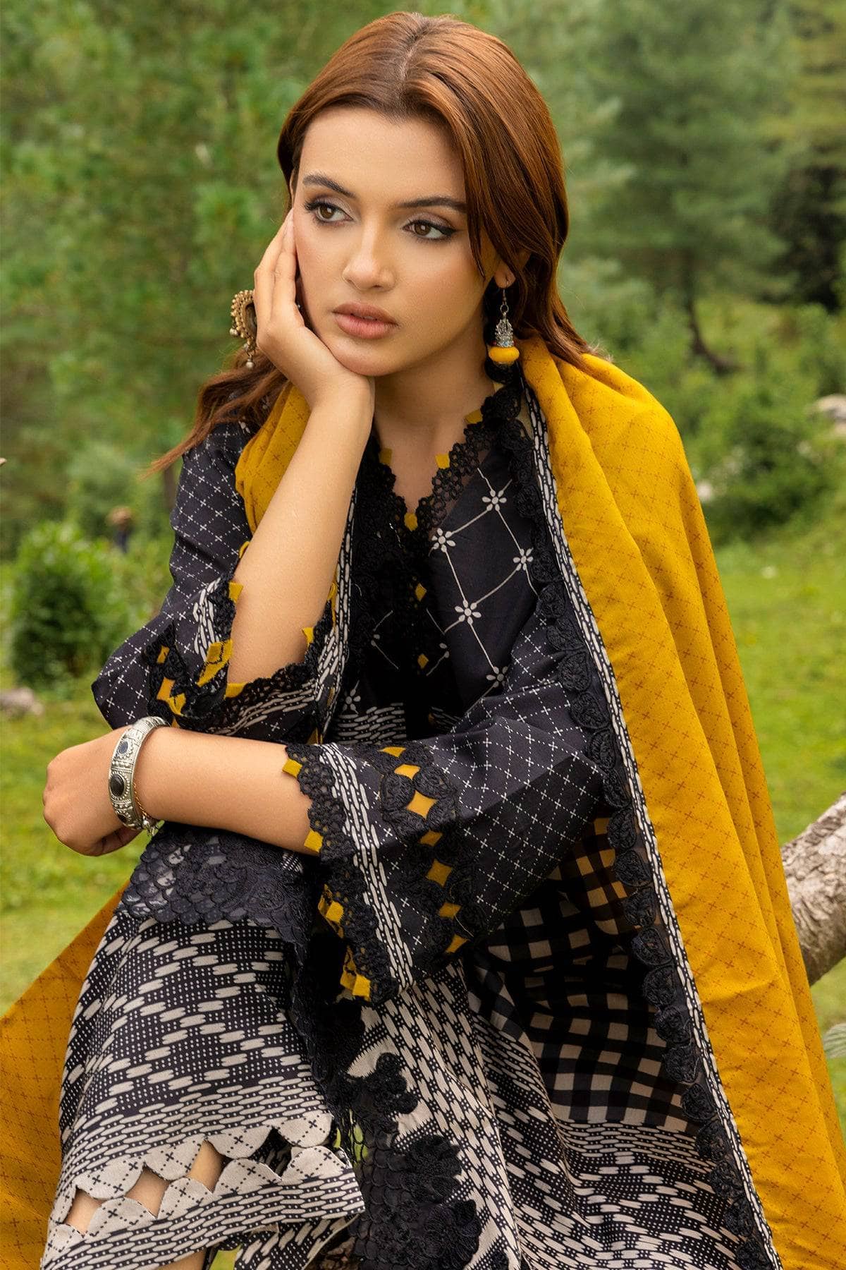 img_charizma_combination_fall_winter_awwal_boutique