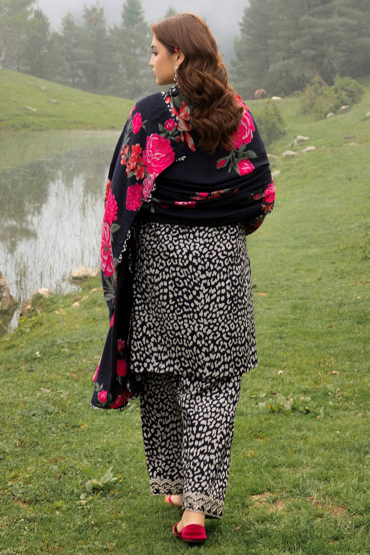 img_charizma_combination_fall_winter_awwal_boutique