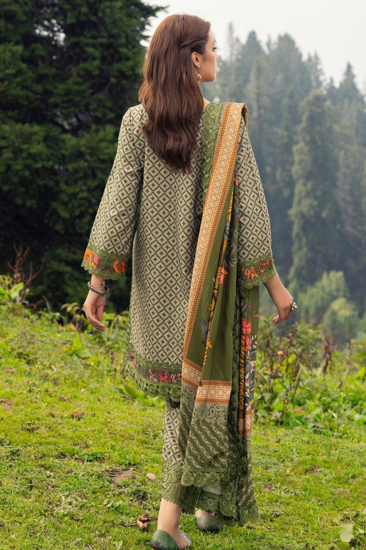 img_charizma_combination_fall_winter_awwal_boutique
