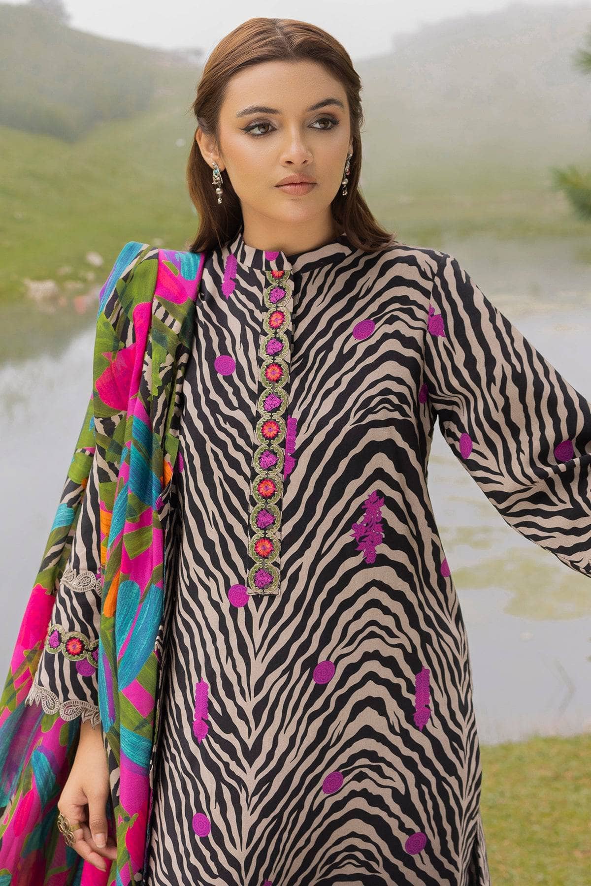 img_charizma_combination_fall_winter_awwal_boutique