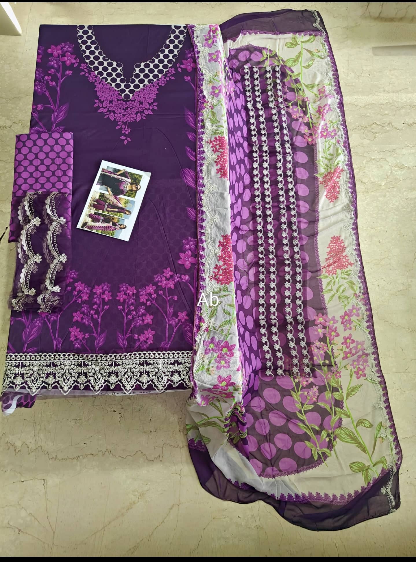 img_charizma_combination_lawn_awwal_boutique