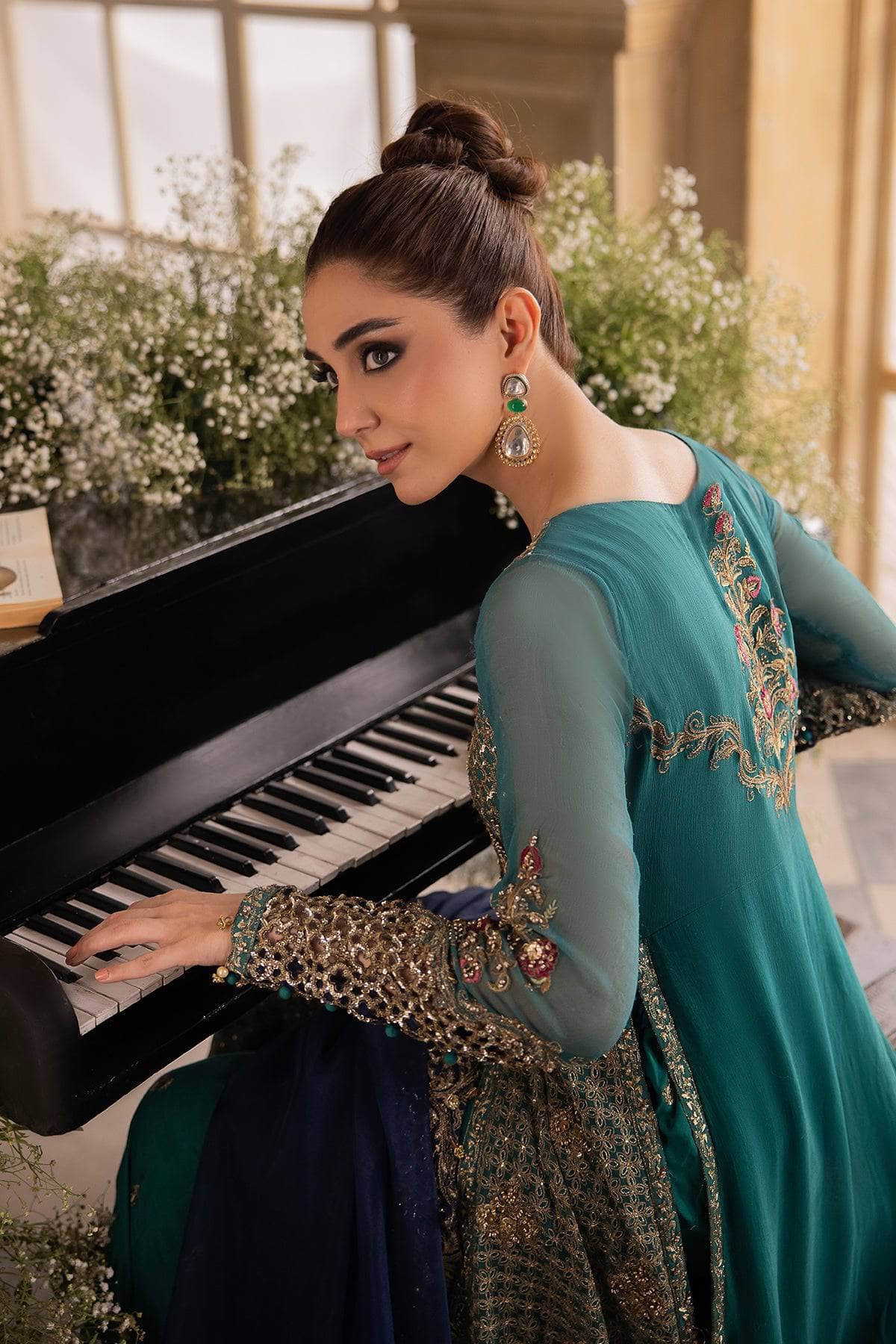 Restocked/Charizma Dastaan E Jashan 24/07