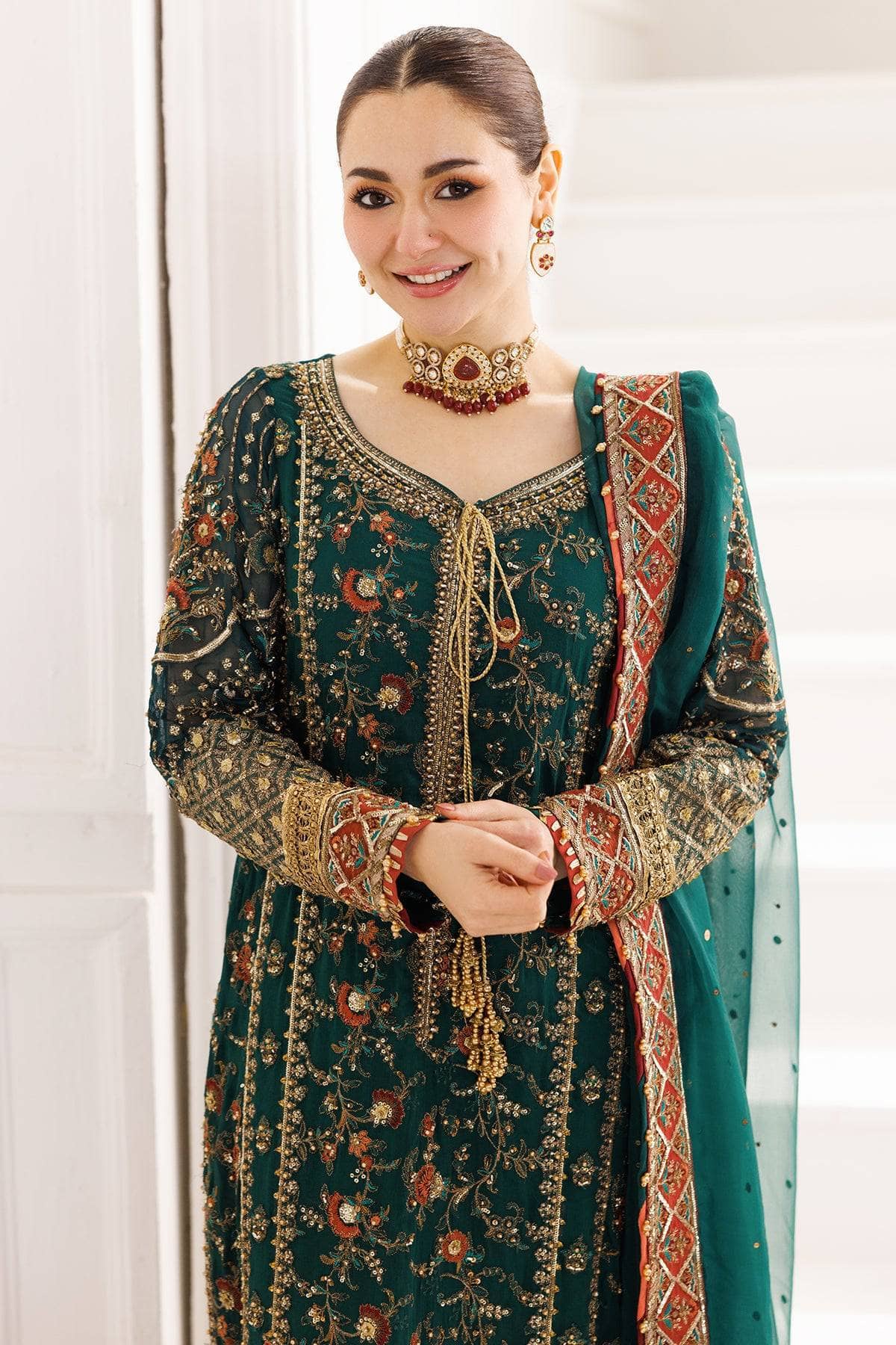 Restocked/Charizma Dastaan E Jashan 25/D 01