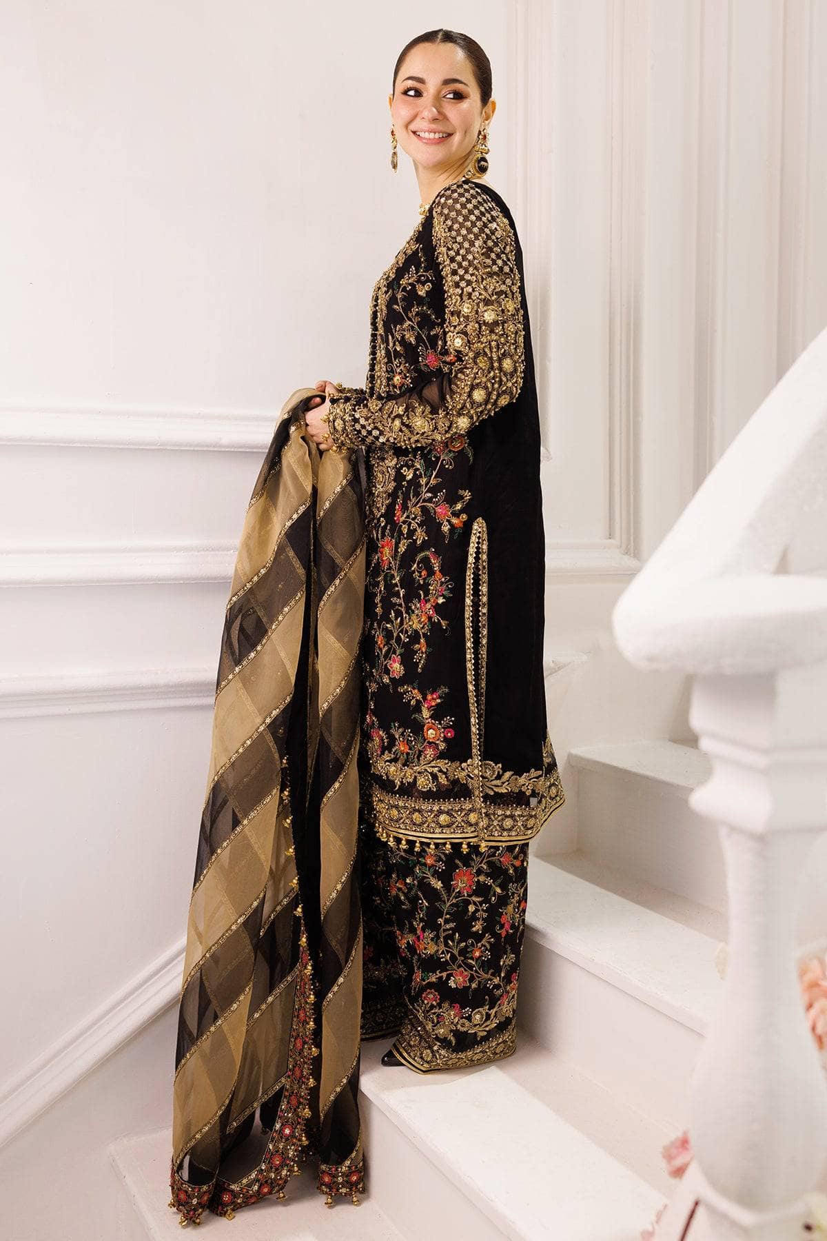 img_charizma_dastaan_e_jashan_awwal_boutique