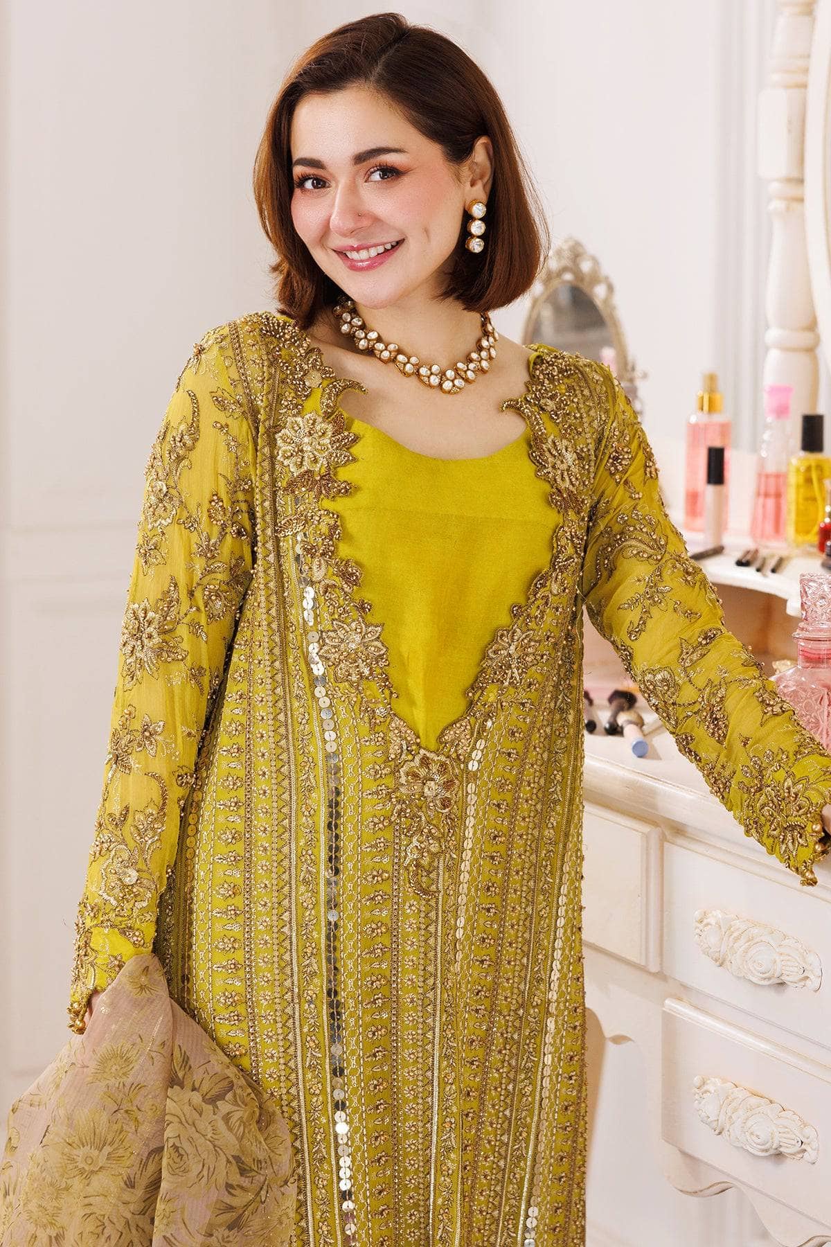 img_charizma_dastaan_e_jashan_awwal_boutique