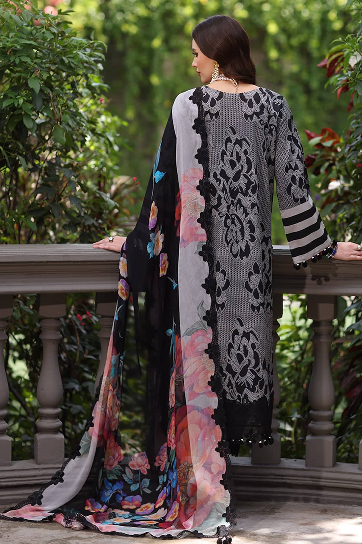 Charizma Agaz E Nou/Trending Looks/AG6-07