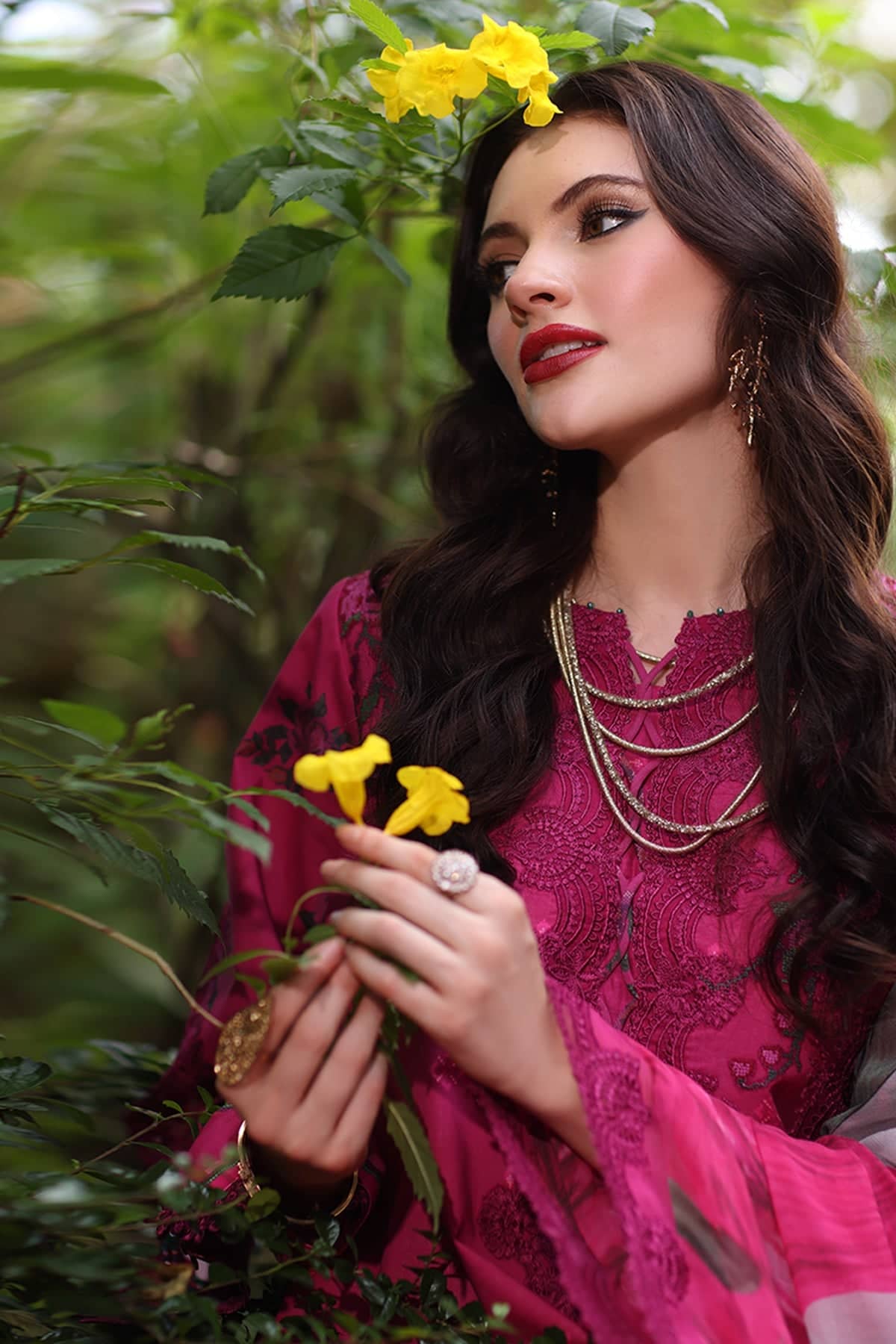 Charizma Aghaz E Nou/Trending Looks/AG6