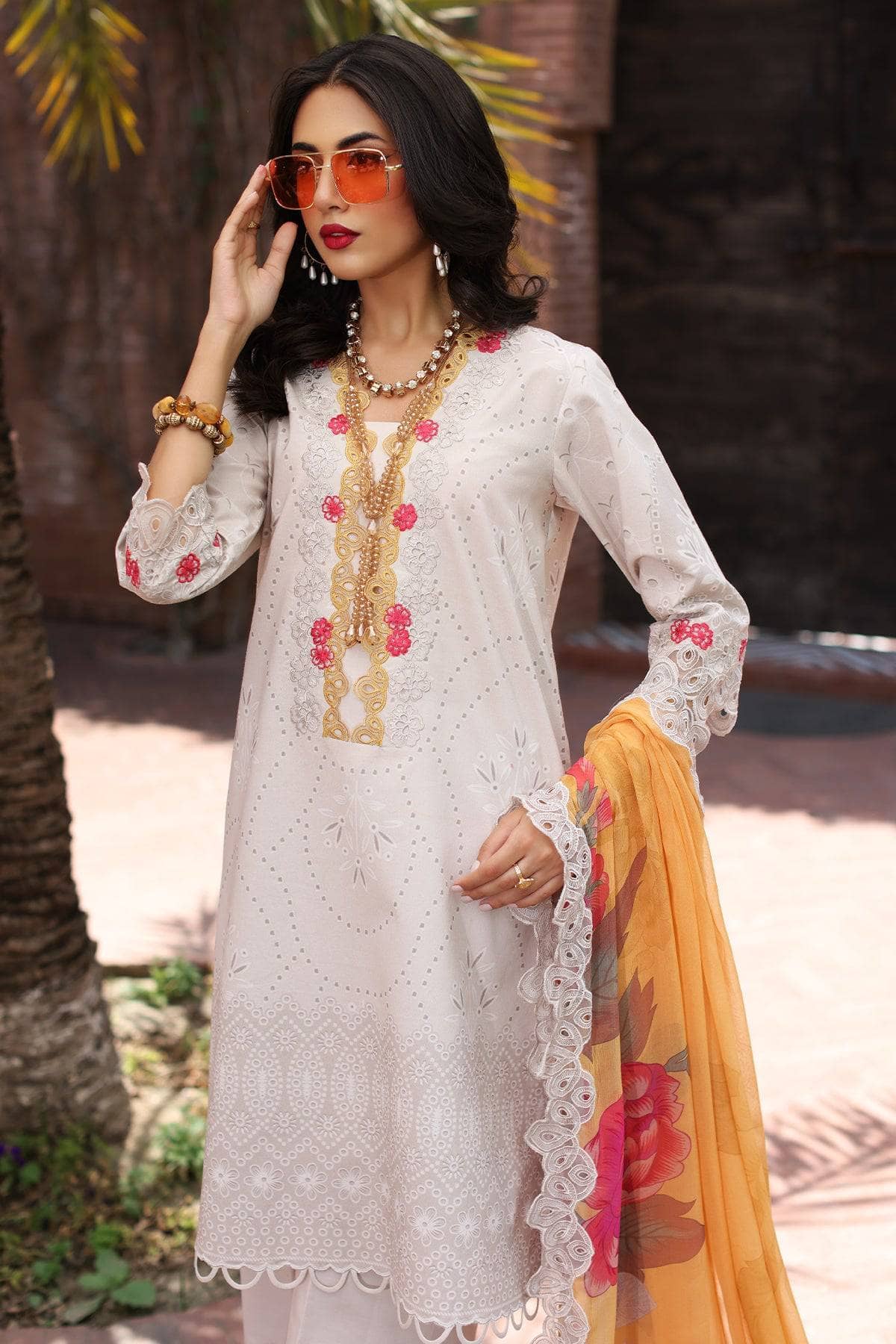 img_charizma_combination_awwal_boutique