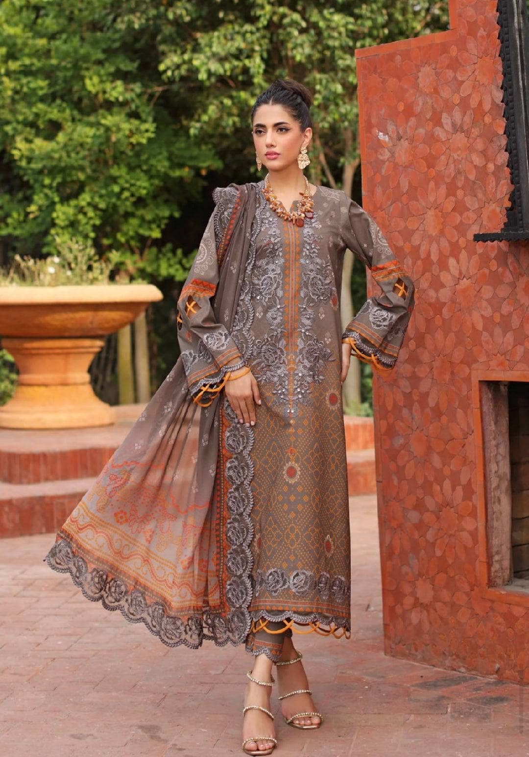 Charizma Combination Lawn 25/CCS4 27