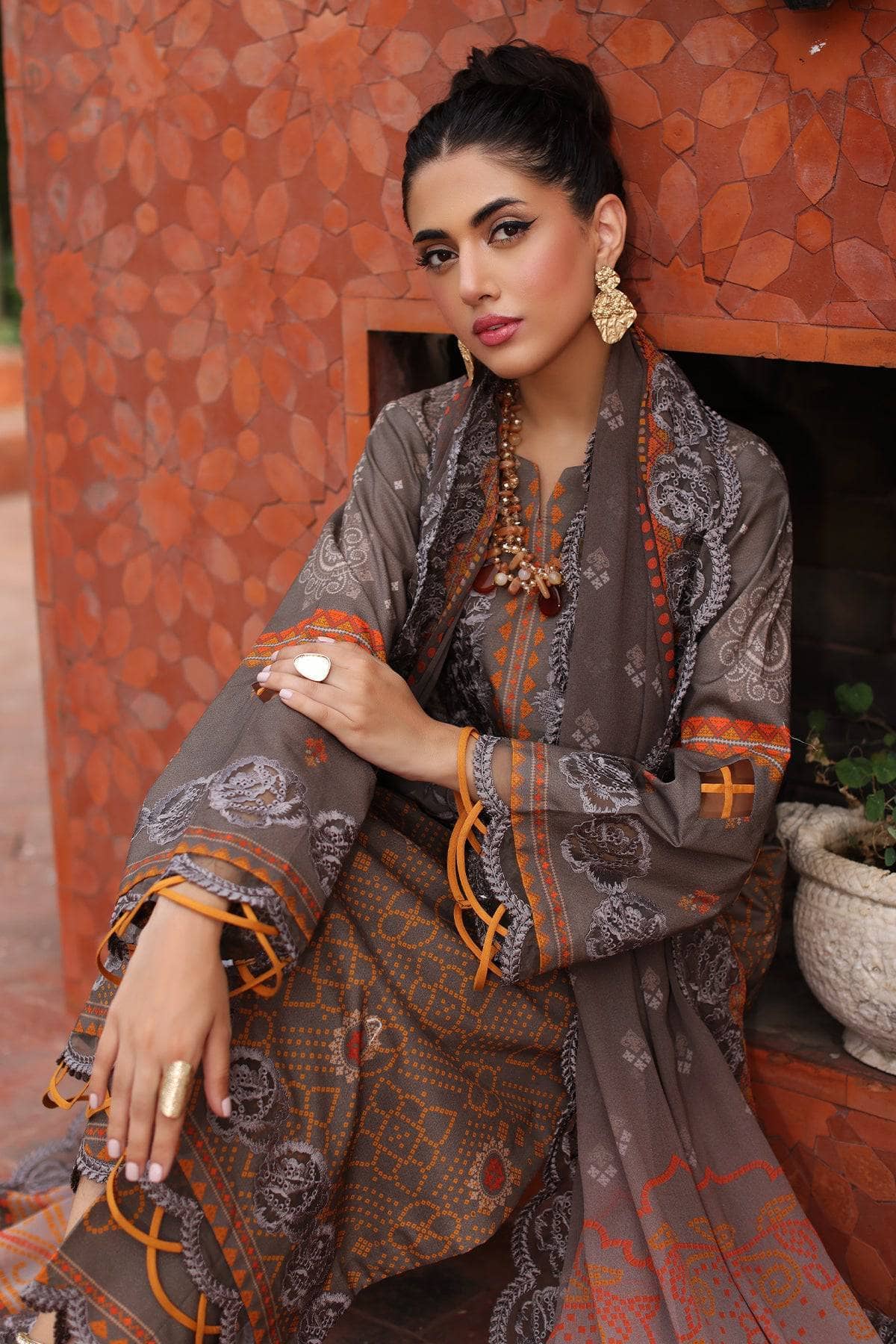 Charizma Combination Lawn 25/CCS4 27