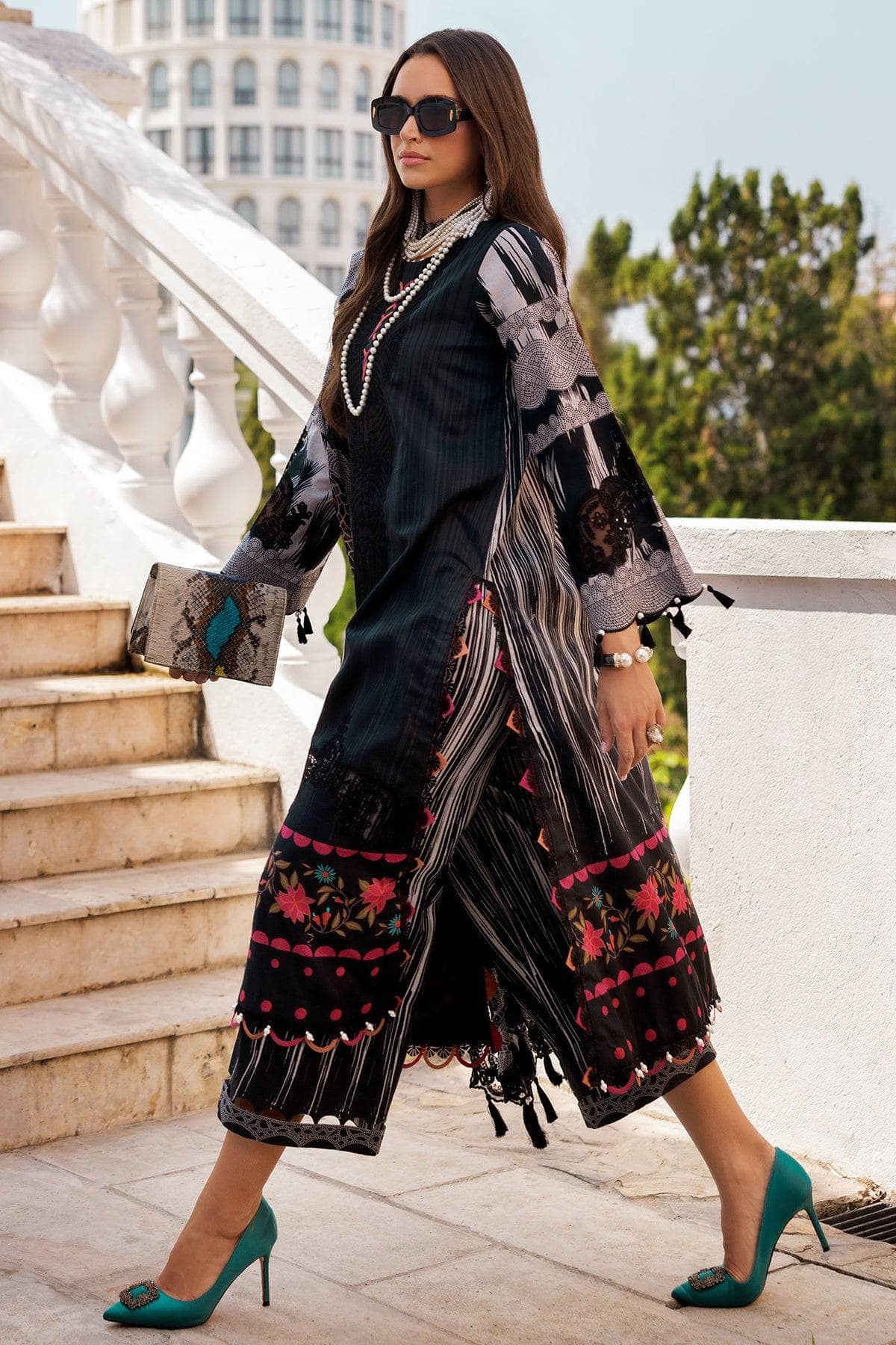 img_charizma_combination_awwal_boutique